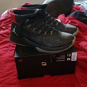 Jordan ultra fly 2 size 12.